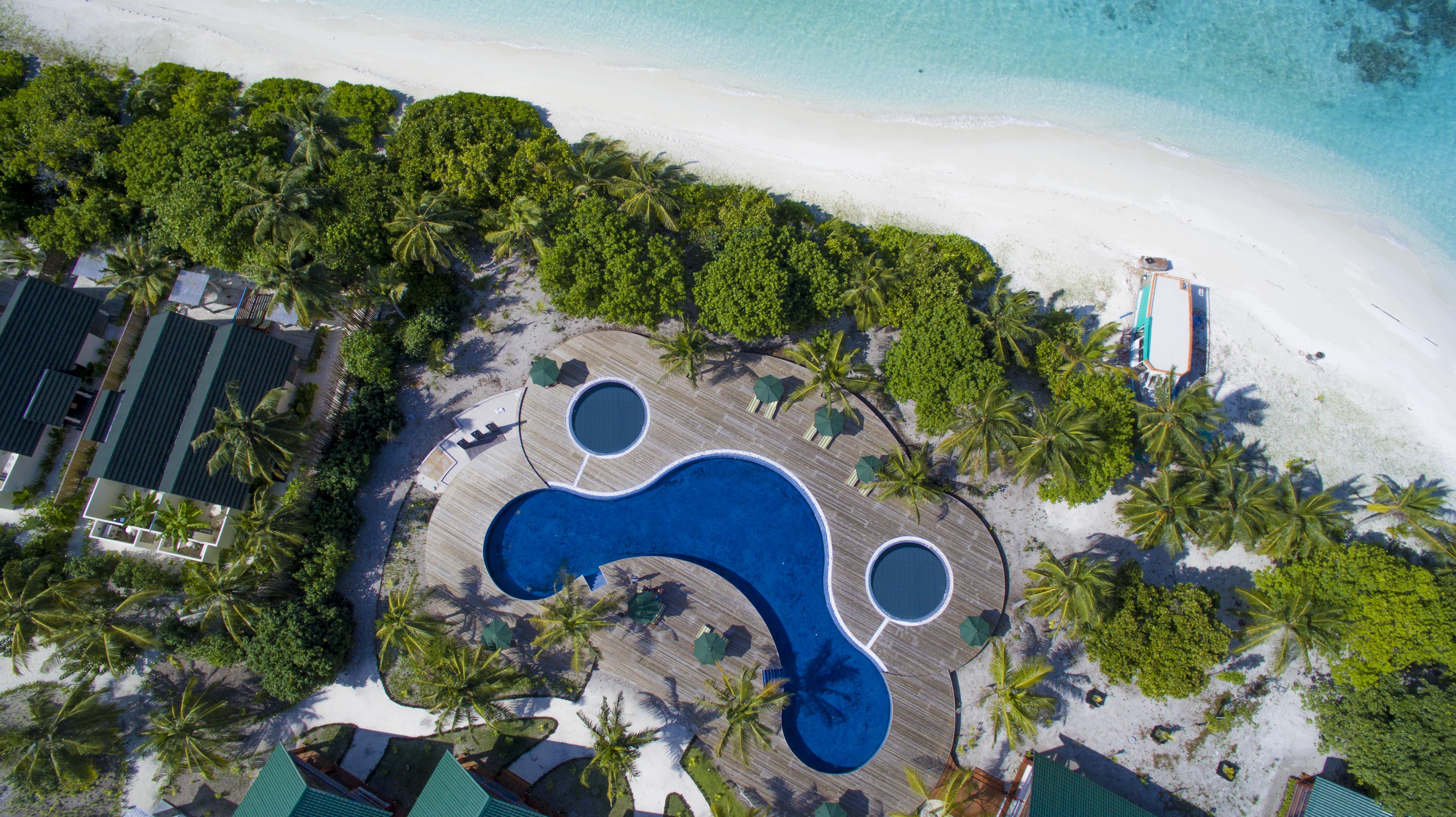 Furaveri Maldives Meedhoo  Esterno foto Aerial view of the resort
