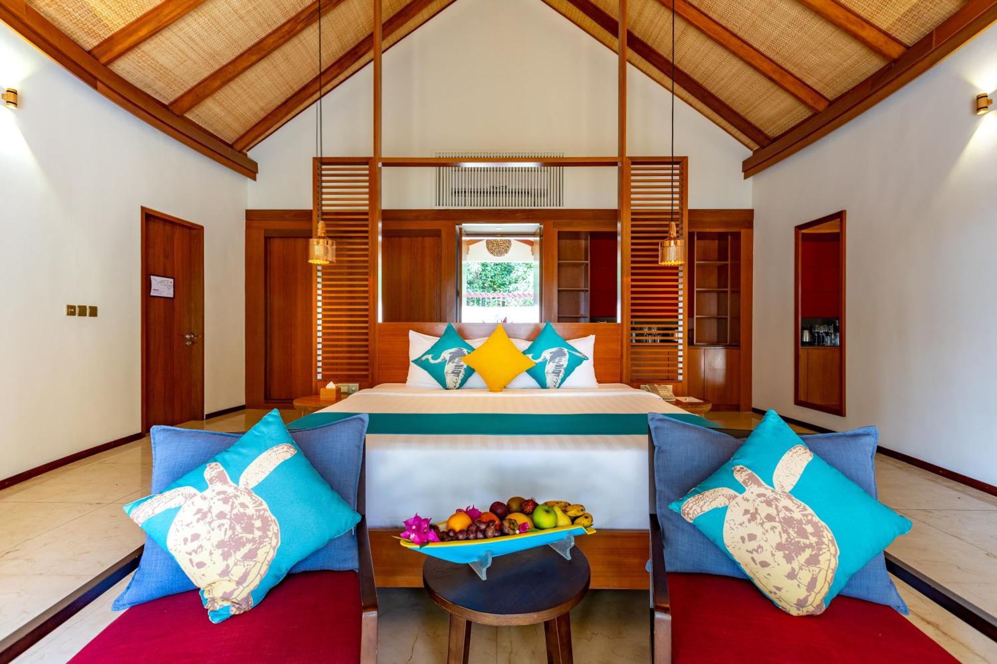 Furaveri Maldives Meedhoo  Camera foto A bedroom at the resort